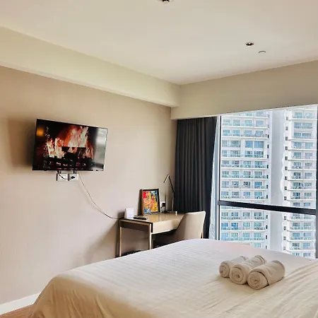 Novotel Suites Manila At Acqua