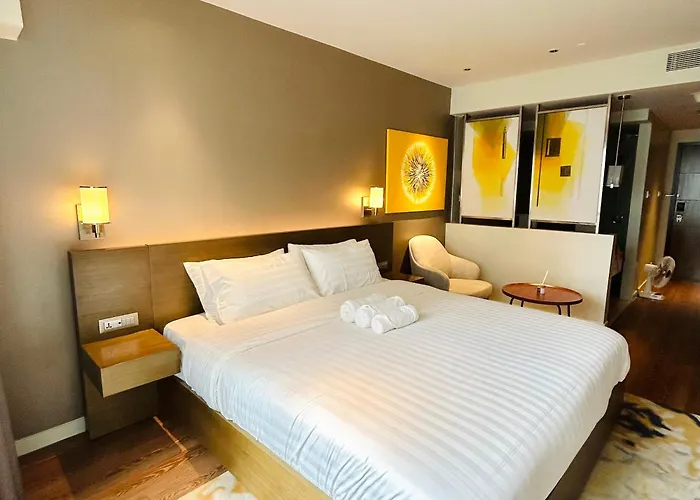 Novotel At Acqua * Manila