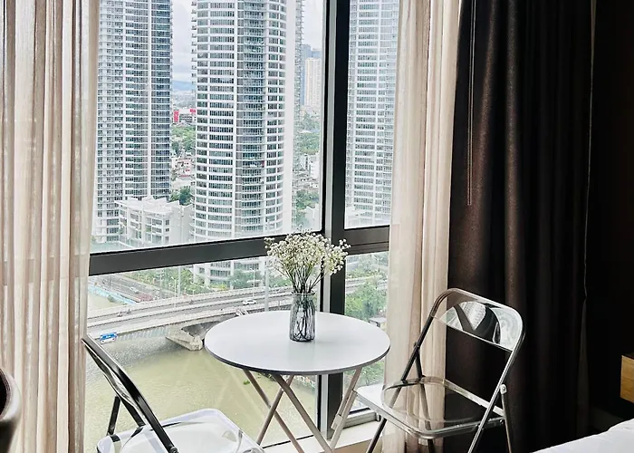 Novotel At Acqua Aparthotel Manila